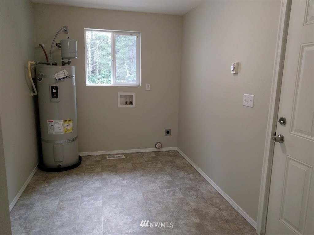 3578 Southwest Lake Helena Road Port Orchard, WA 98367 - Photo 24 of 25 Gallery Image 24