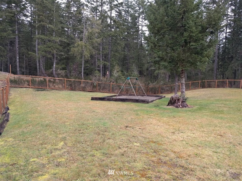3578 Southwest Lake Helena Road Port Orchard, WA 98367 - Photo 5 of 25 Gallery Image 5