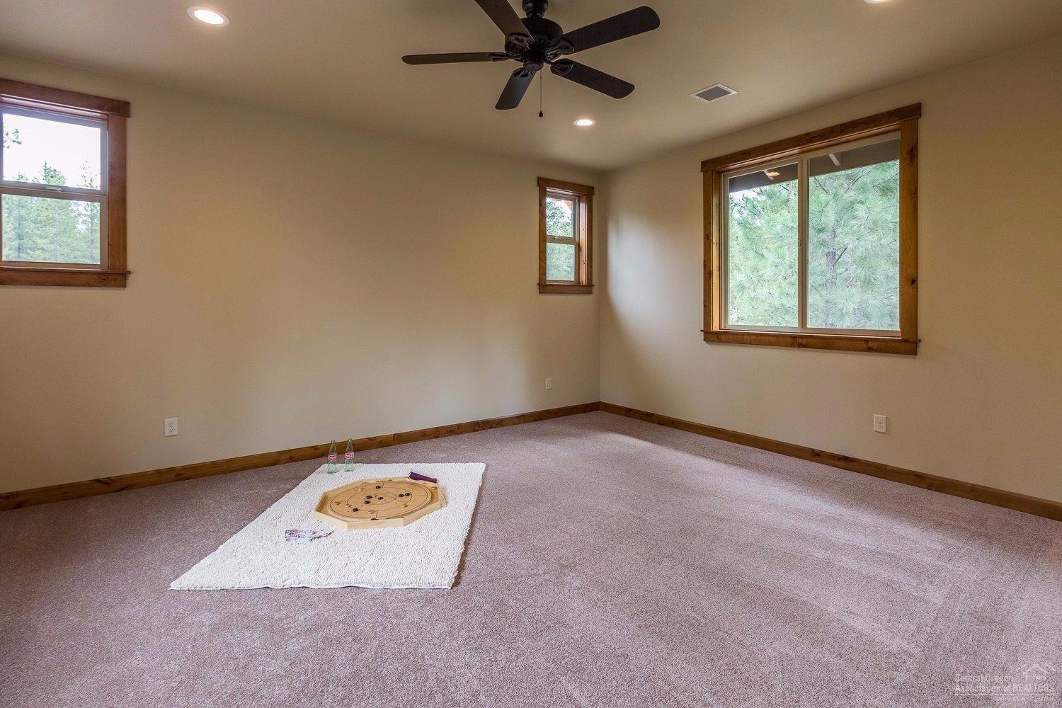 293 Sable Rock Loop Bend, OR 97707 - Photo 23 of 25 Gallery Image 23