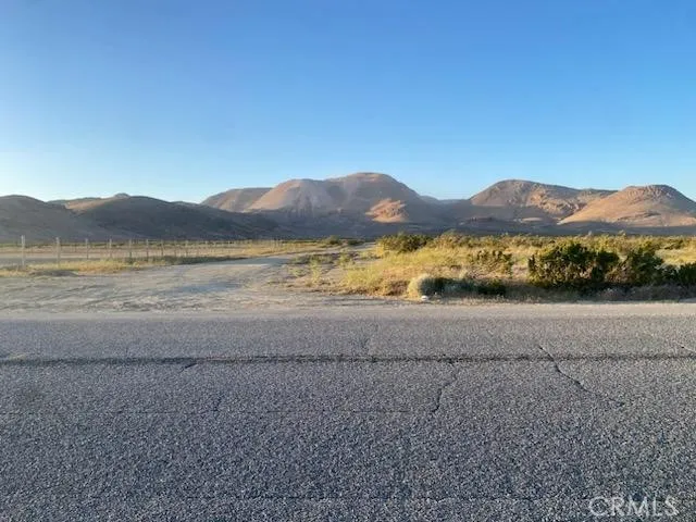 0 30th Mojave, CA 93501 - Photo 2 of 8 a view of an ocean and a mountain