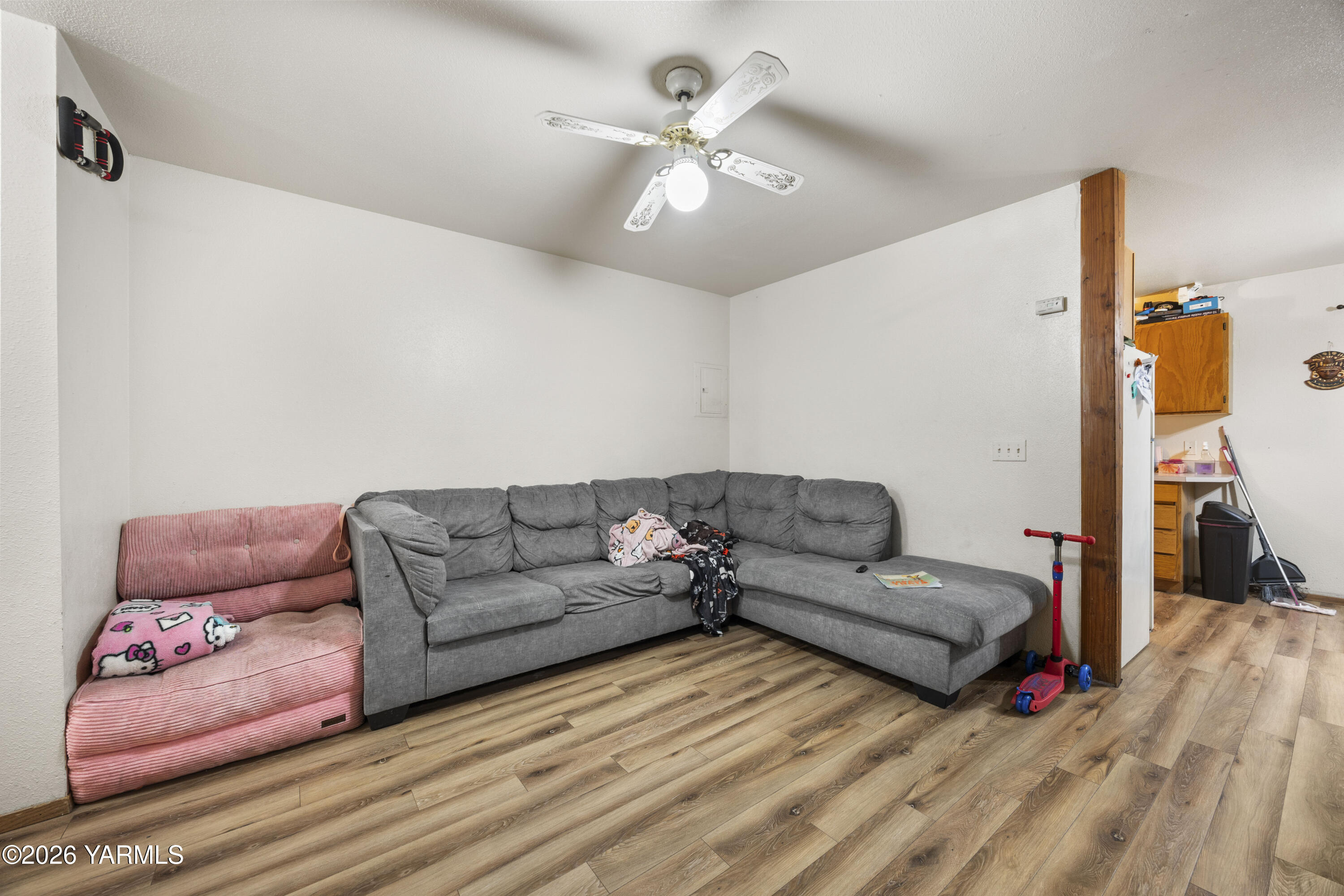 313 East 3rd Street Granger, WA 98932 - Photo 21 of 52 313 E 3rd St 1.22.26 Unit 2 6