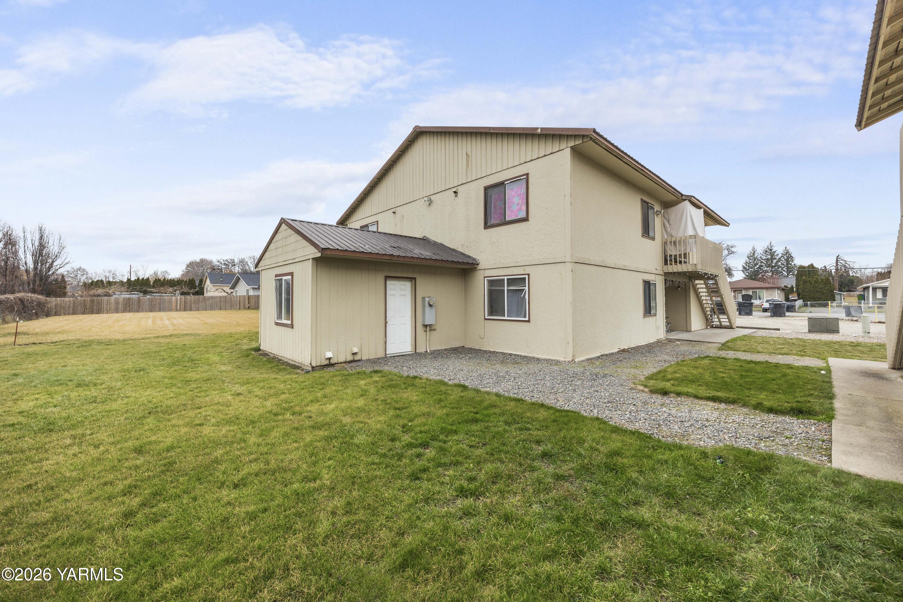 313 East 3rd Street Granger, WA 98932 - Photo 41 of 52 313 E 3rd St 1.22.26 6