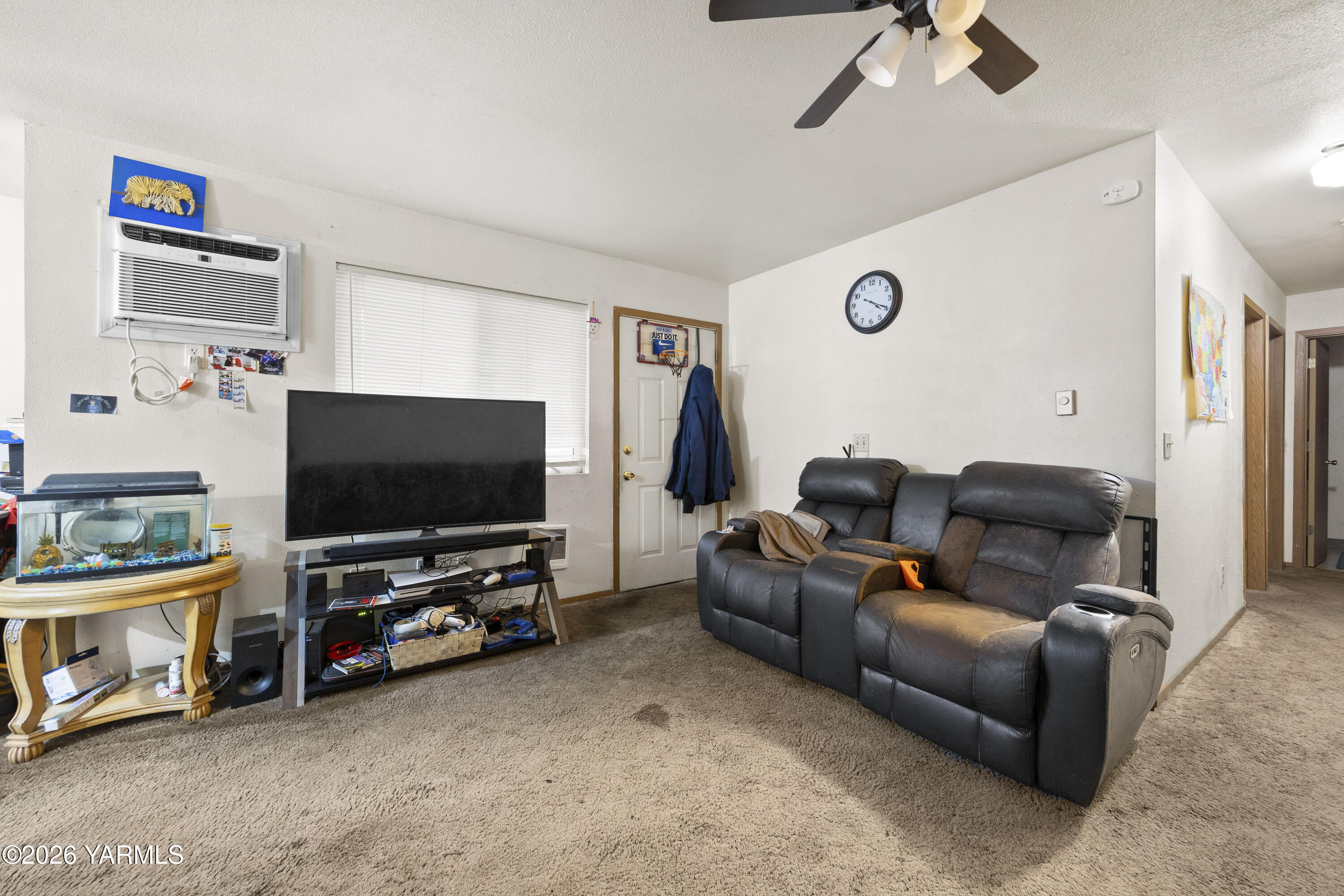 313 East 3rd Street Granger, WA 98932 - Photo 43 of 52 313 E 3rd St 1.22.26 Unit 4 10