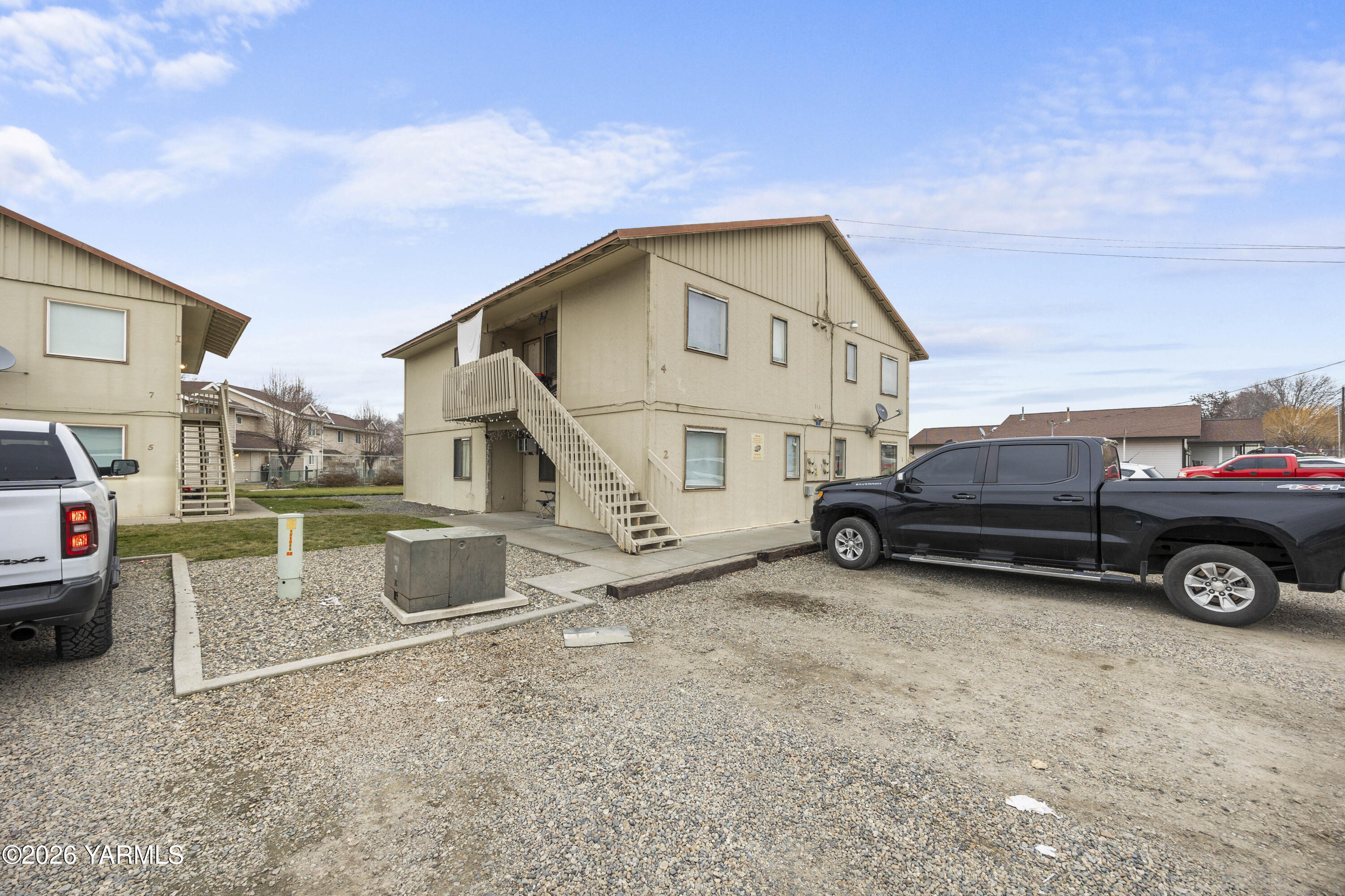 313 East 3rd Street Granger, WA 98932 - Photo 5 of 52 313 E 3rd St 1.22.26 8