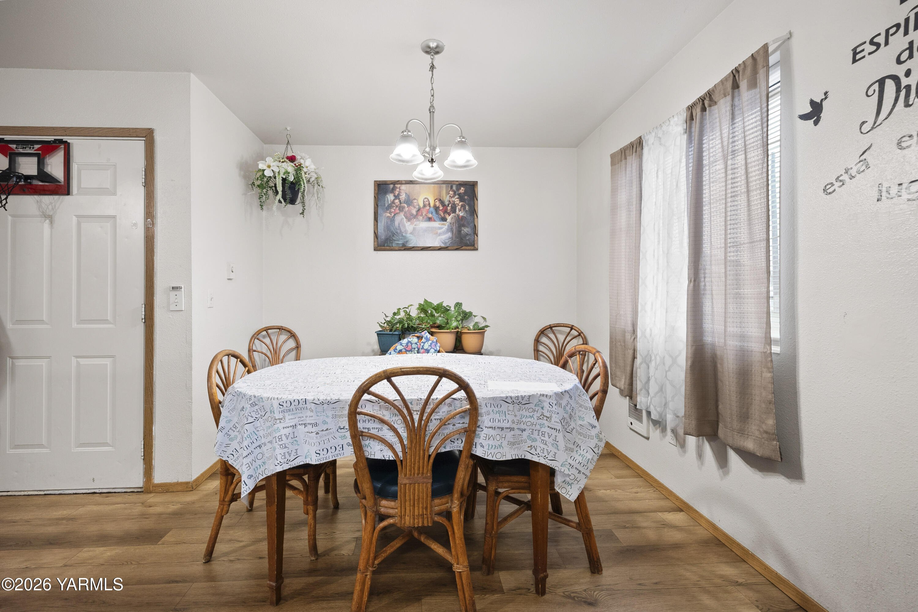 313 East 3rd Street Granger, WA 98932 - Photo 10 of 52 313 E 3rd St 1.22.26 Unit 1 11