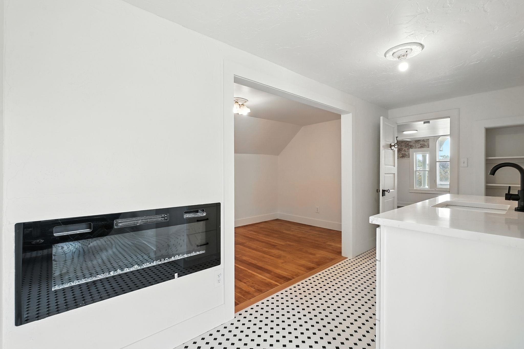 2420 West Maxwell Avenue Spokane, WA 99201 - Photo 11 of 28