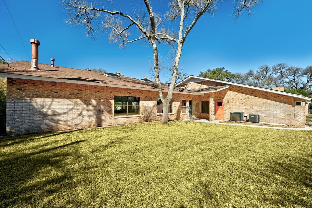 7412 Albert Road Austin, TX 78745 - Photo 37 of 40