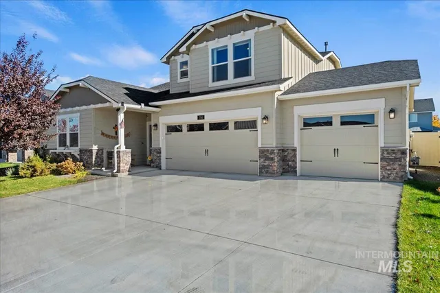 $468,000 | 706 South Lancaster Drive, Nampa, ID 83686