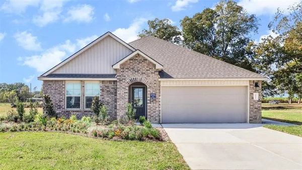 $238,000 | 8132 Caden Lane, Iowa, LA 70647