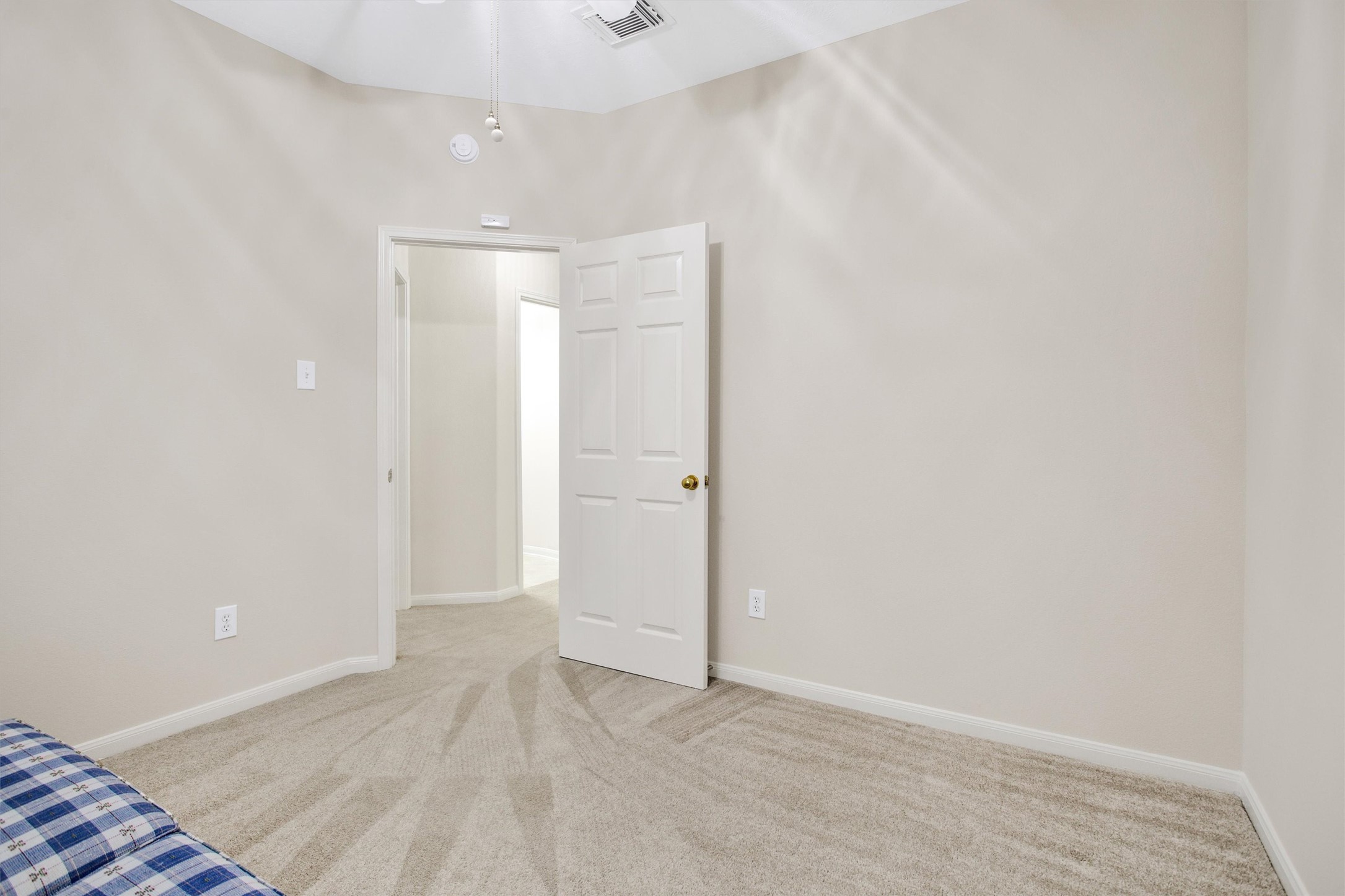6031 Skyhaven Lane Spring, TX 77379 - Photo 22 of 33 Bedroom 2 with ceiling fan.