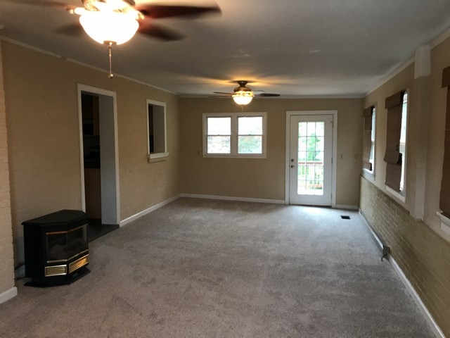 328 Amherst Road Staunton, VA 24401 - Photo 9 of 25 Gallery Image 9