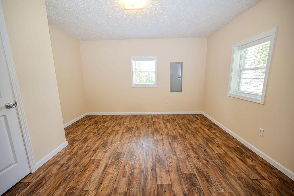 228 Belle Point Road Beattyville, KY 41311 - Photo 15 of 55 DSC_1477