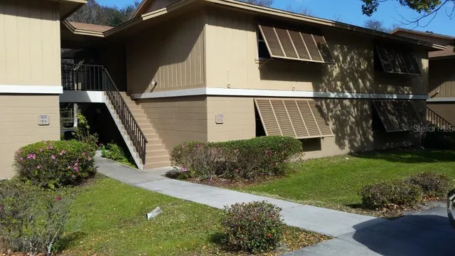 $1,300 | 140 Orchid Woods Court, Unit 17C, Deltona, FL 32725