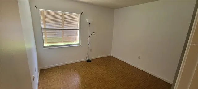 $1,300 | 140 Orchid Woods Court, Unit 17C, Deltona, FL 32725