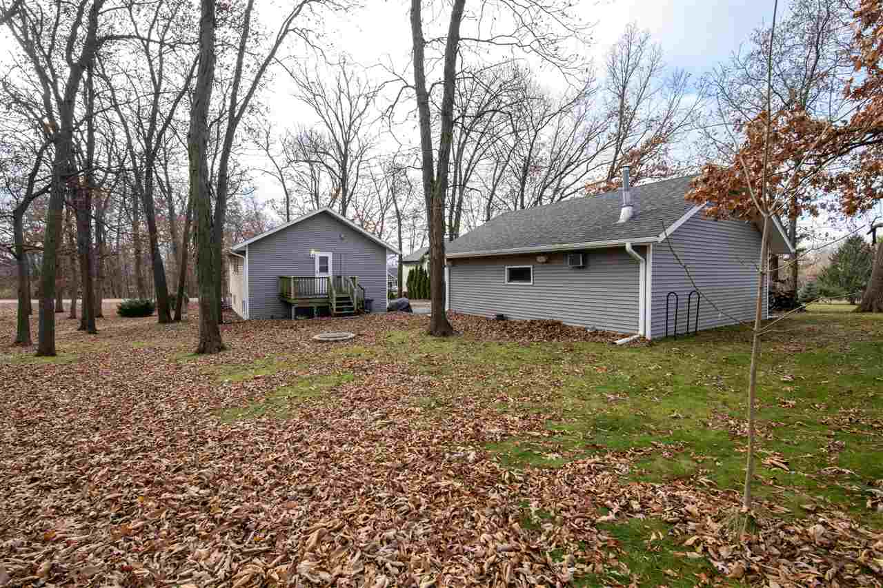 1098 Drexel Road Lake Summerset, IL 61019 - Photo 25 of 25 front view of a house with a yard