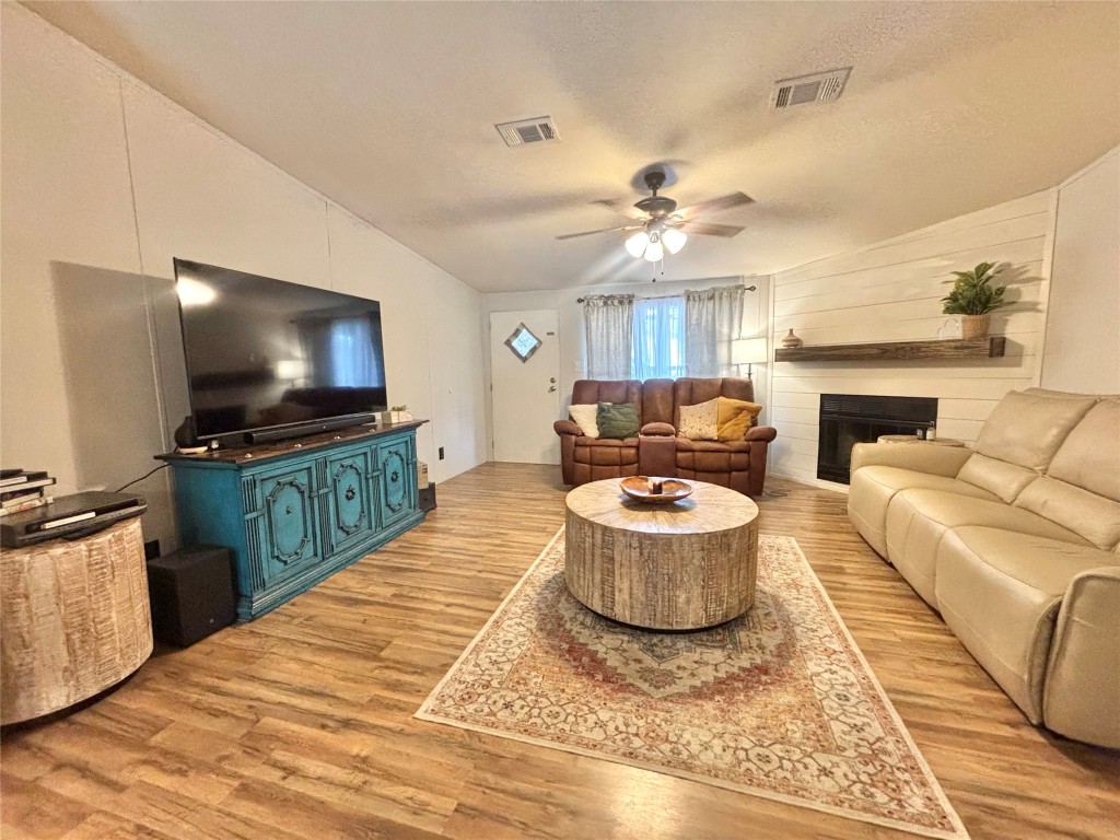 1580 Farm To Market 1745 Colmesneil, TX 75938 - Photo 7 of 36 a living room with furniture and a flat screen tv