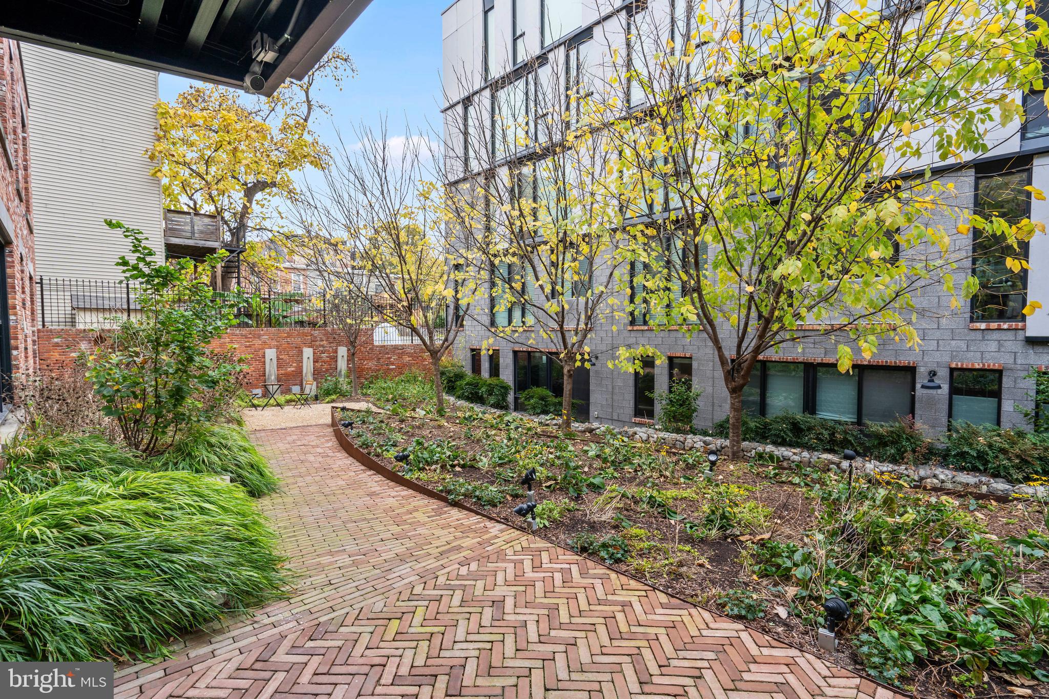 57 N Street Northwest, Unit PH408 Washington, DC 20001 - Photo 14 of 19 Common courtyard