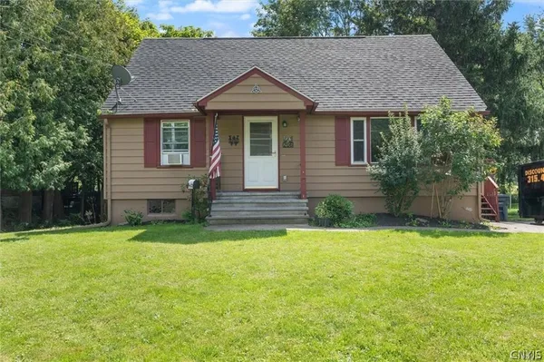 $2,800 | 206 Elmbrook Drive, Manlius, NY 13104