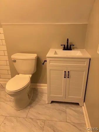 $2,800 | 206 Elmbrook Drive, Manlius, NY 13104