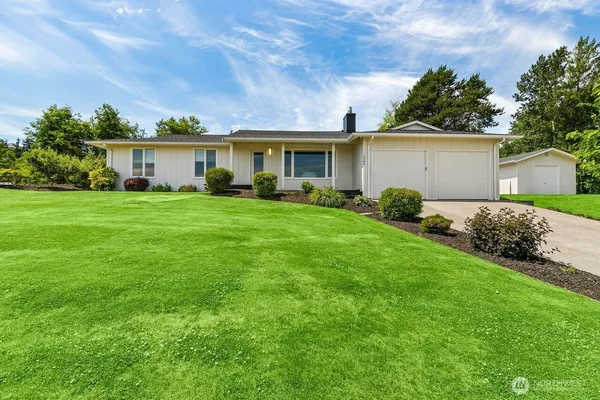 $999,000 | 2949 Canlin Drive, Ferndale, WA 98248