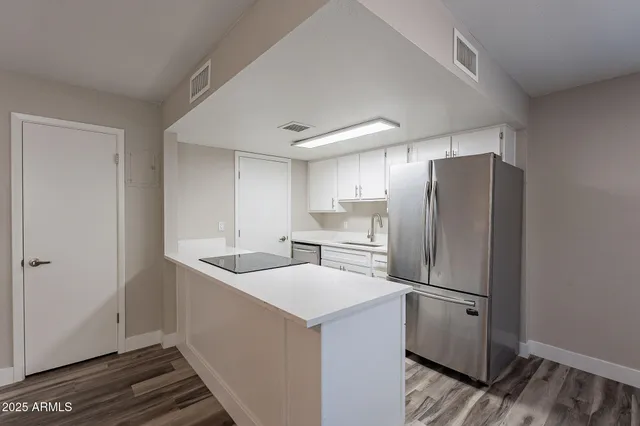 $1,375 | 4744 East Portland Street, Phoenix, AZ 85008