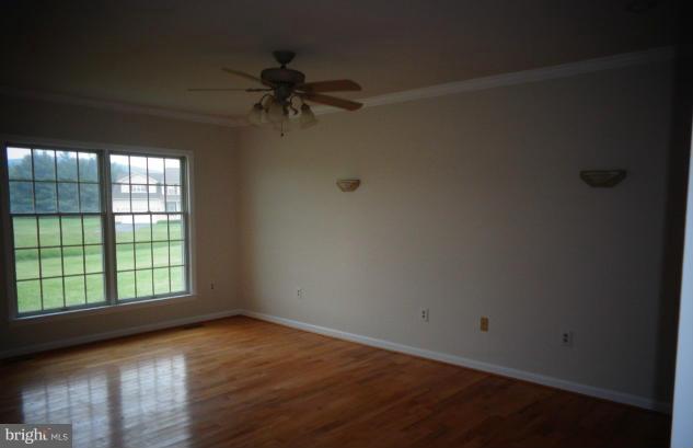 3032 Marker Road Middletown, MD 21769 - Photo 7 of 14 Living Room
