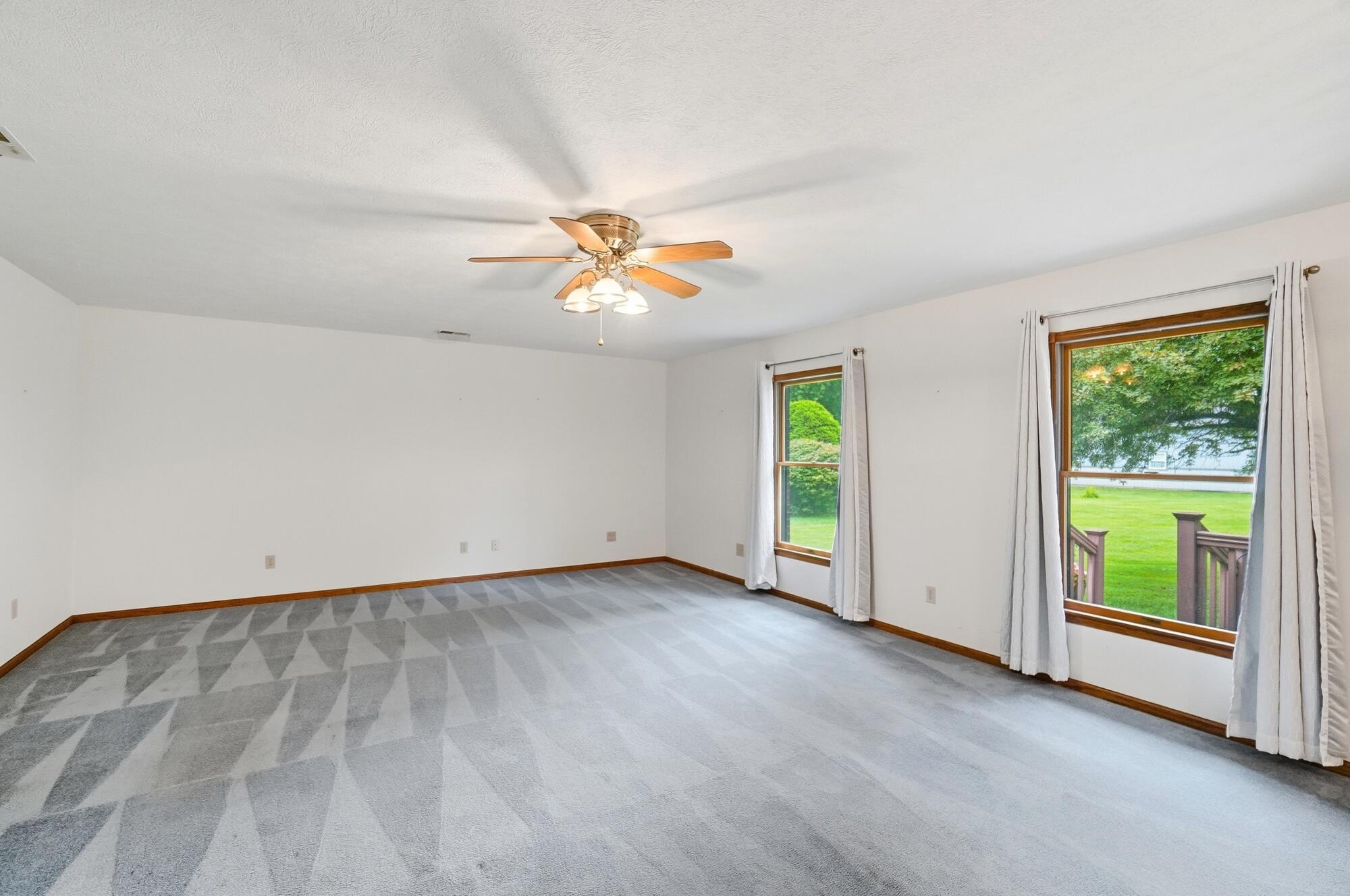 4045 Dialton Road Springfield, OH 45502 - Photo 32 of 60 031