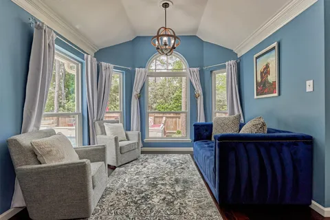 $800,000 | 2 Candlenut Place, The Woodlands, TX 77381
