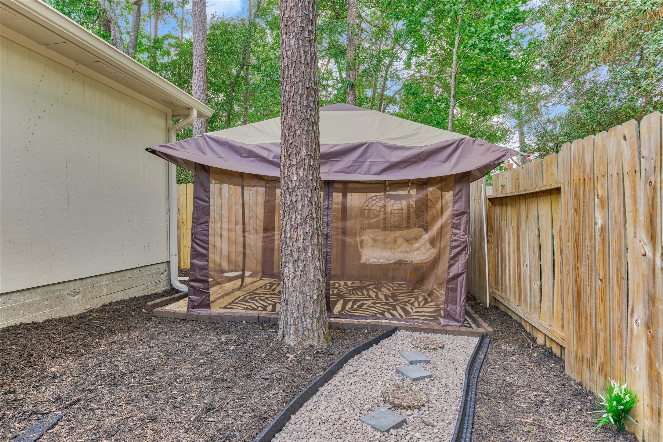 2 Candlenut Place The Woodlands, TX 77381 - Photo 46 of 50