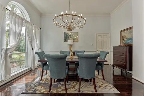 $800,000 | 2 Candlenut Place, The Woodlands, TX 77381