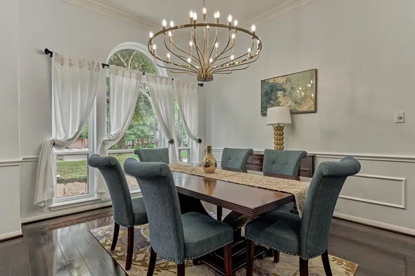 $800,000 | 2 Candlenut Place, The Woodlands, TX 77381