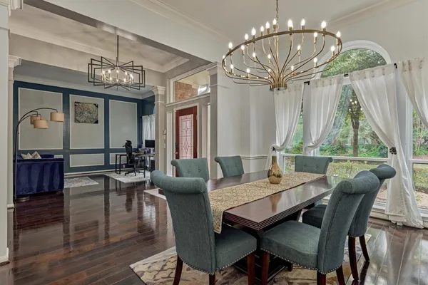 $800,000 | 2 Candlenut Place, The Woodlands, TX 77381