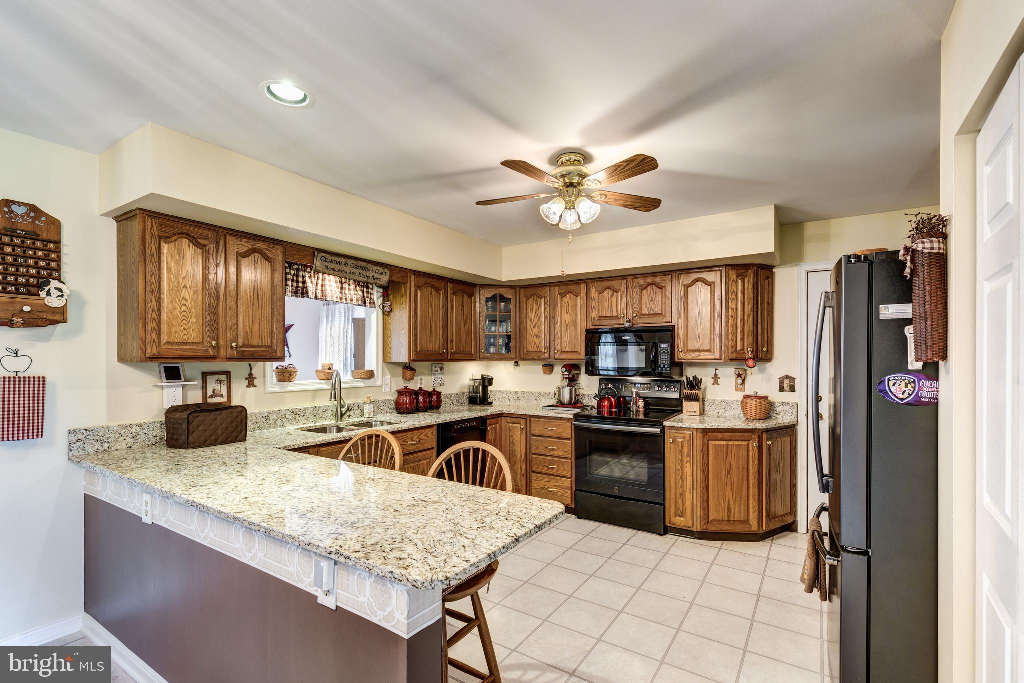 550 Lees Mill Road Hampstead, MD 21074 - Photo 2 of 48 Dreamy Kitchen