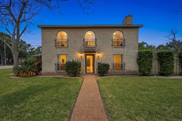 $280,000 | 1124 Estate Drive, La Marque, TX 77568