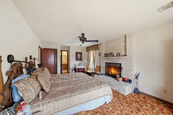 $280,000 | 1124 Estate Drive, La Marque, TX 77568