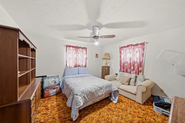 $280,000 | 1124 Estate Drive, La Marque, TX 77568