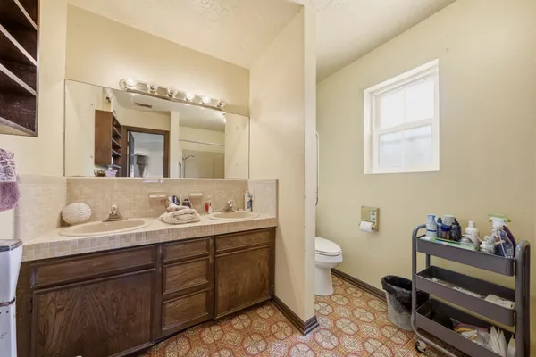 $280,000 | 1124 Estate Drive, La Marque, TX 77568