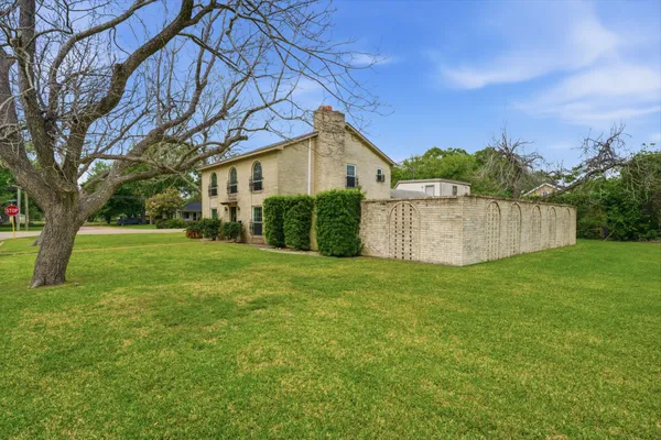 $280,000 | 1124 Estate Drive, La Marque, TX 77568