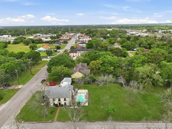 $280,000 | 1124 Estate Drive, La Marque, TX 77568