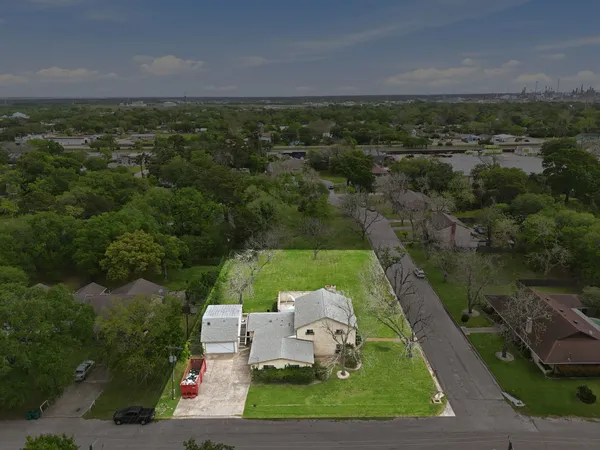 $280,000 | 1124 Estate Drive, La Marque, TX 77568