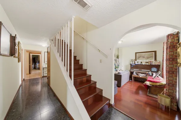 $280,000 | 1124 Estate Drive, La Marque, TX 77568