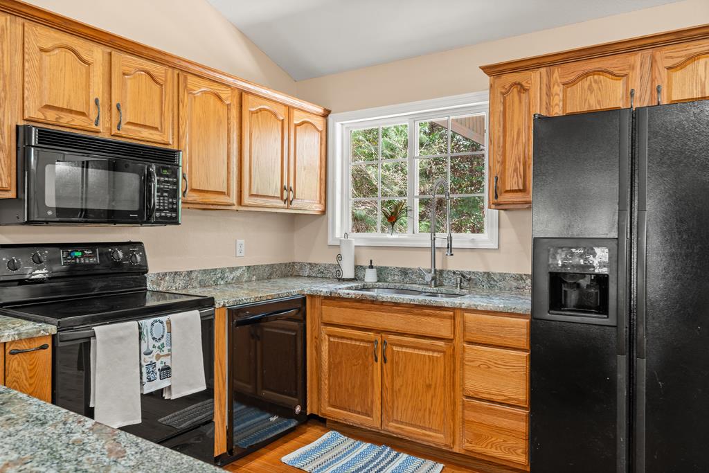 781 Fox Road Hiawassee, GA 30546 - Photo 15 of 43 Gallery Image 15
