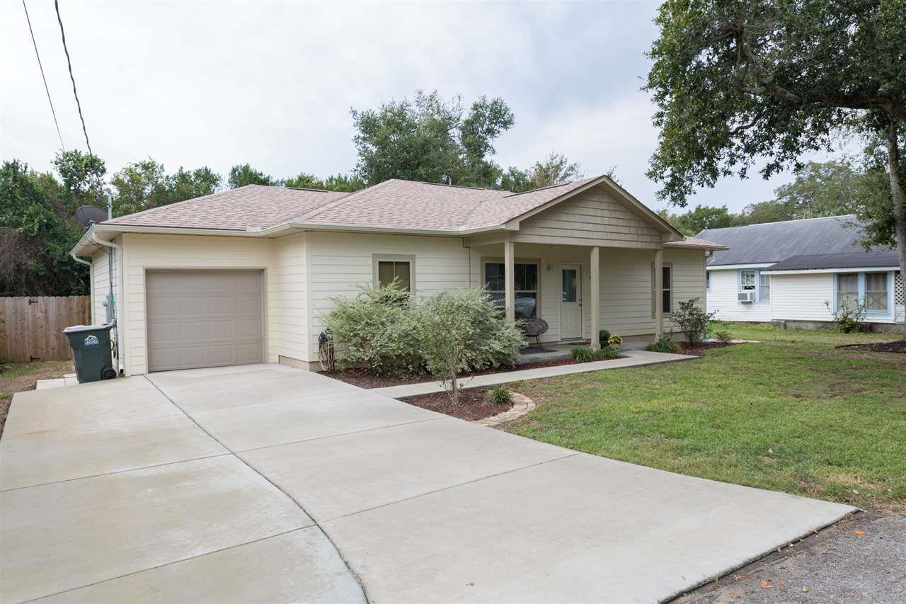 13 Sullivan Road Pensacola, FL 32507 - Photo 3 of 46 Gallery Image 3