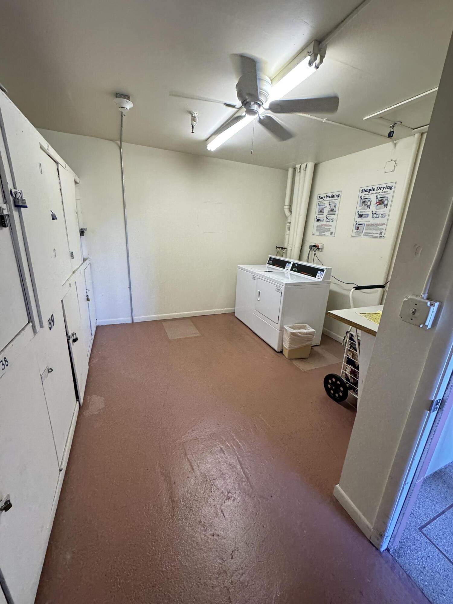 37 Suffolk Way Boca Raton, FL 33434 - Photo 16 of 40