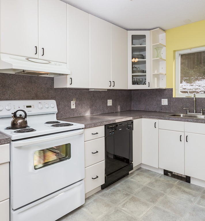 11 Carrington Road Montgomery, MA 01050 - Photo 20 of 30 Gallery Image 20