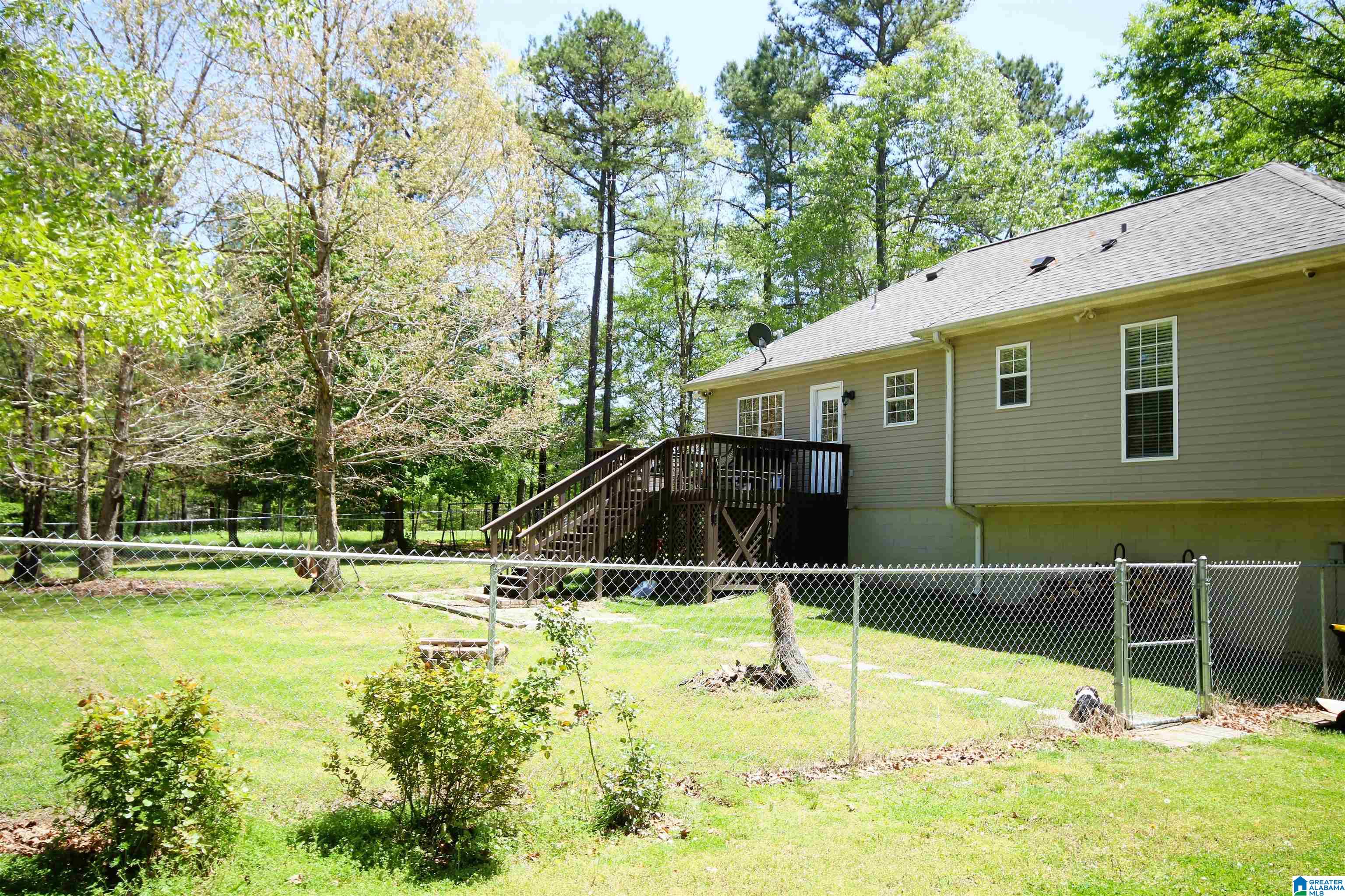 300 Hunters Xing Road Odenville, AL 35120 - Photo 4 of 42