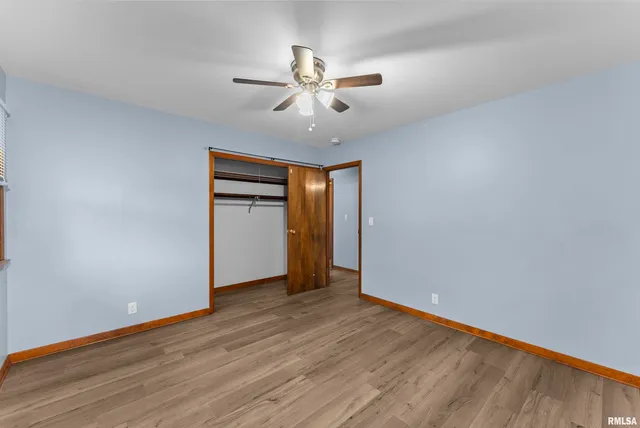 $325,000 | 305 North Henderson Road, Alexis, IL 61412