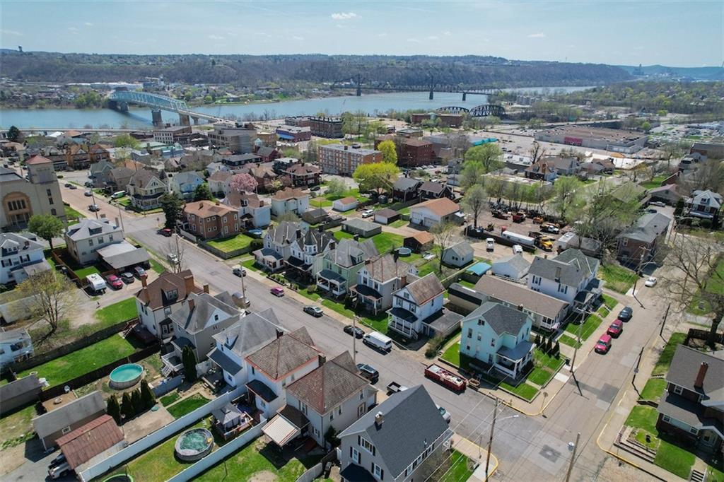 392 Vermont Avenue Rochester, PA 15074 - Photo 17 of 17 an aerial view of multiple house