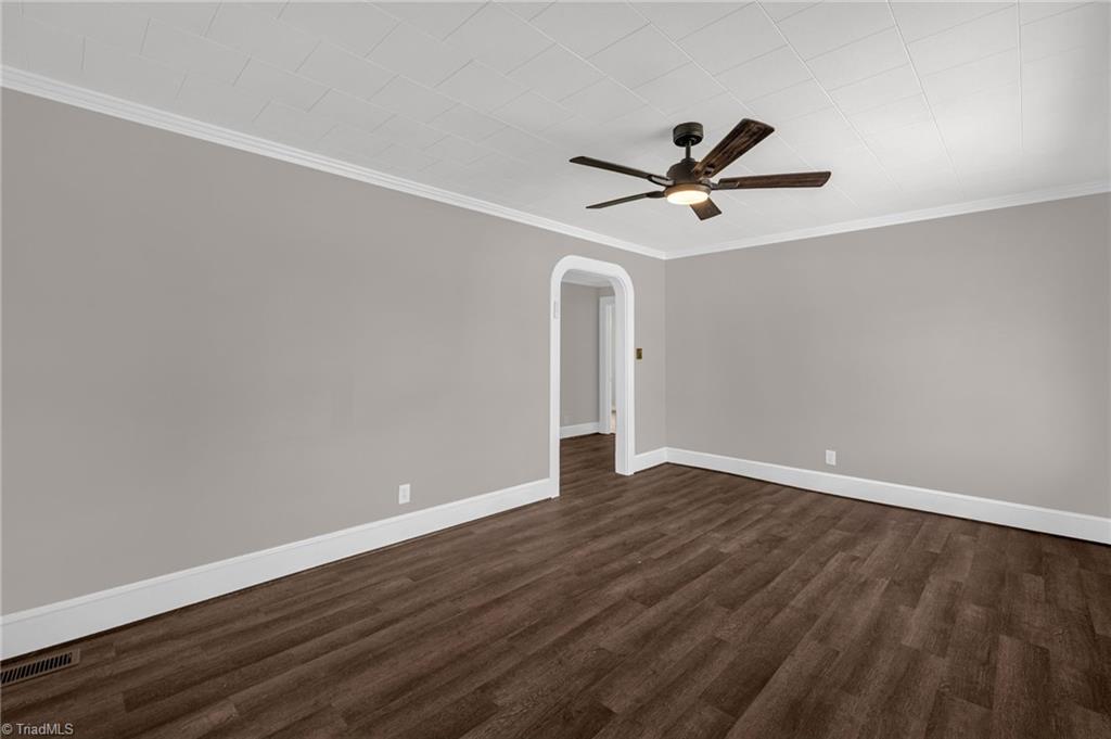 236 Jackson Street Eden, NC 27288 - Photo 7 of 39