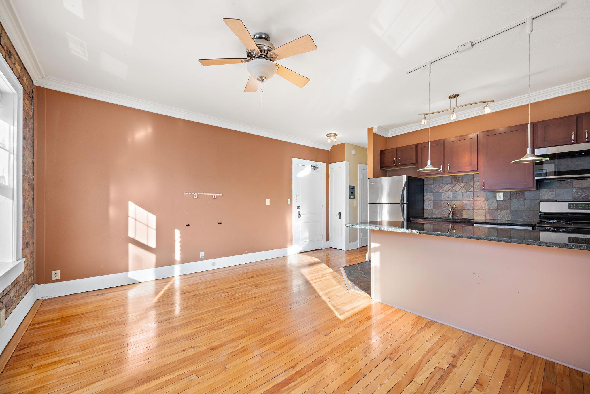 1901 Stevens Avenue, Unit 301 Minneapolis, MN 55403 - Photo 6 of 22 Gallery Image 6
